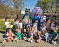 SZUKANIE ZAJĄCZKA