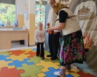 Teatrzyk "Trzy magiczne słowa"