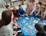 Lekcja wielkanocna w Bibliotece Publicznej w Krzemieniewie