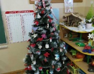 Świąteczne dekoracje w naszym przedszkolu