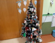 Świąteczne dekoracje w naszym przedszkolu