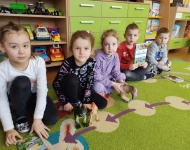 TYDZIEŃ Z DINOZAURAMI