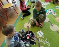 TYDZIEŃ Z DINOZAURAMI