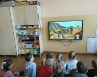 TYDZIEŃ Z DINOZAURAMI