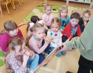 Motylki poznają instrumenty