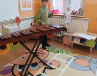 Motylki poznają instrumenty