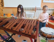 Motylki poznają instrumenty