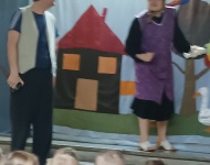 DZIEN TEATRU - TEATRZYK HERBI W PRZEDSZKOLU