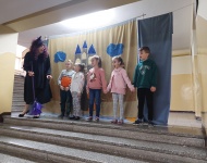 DZIEN TEATRU - TEATRZYK HERBI W PRZEDSZKOLU