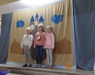 DZIEN TEATRU - TEATRZYK HERBI W PRZEDSZKOLU