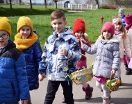 WIELKANOCNE ŚNIADANKO I POSZUKIWANIE KOSZYCZKÓW