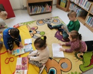 Lekcja biblioteczna w Krzemieniewie