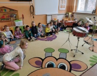 Uczymy się grać na instrumentach