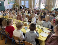 Śniadanko Wielkanocne i szukanie zajączka 