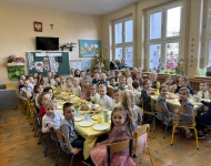 Śniadanko Wielkanocne i szukanie zajączka 